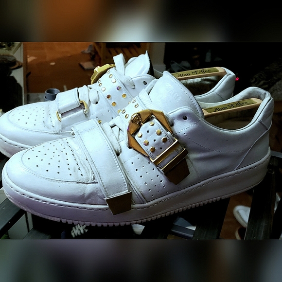 Versace studded leather  sneakers - Picture 5 of 8